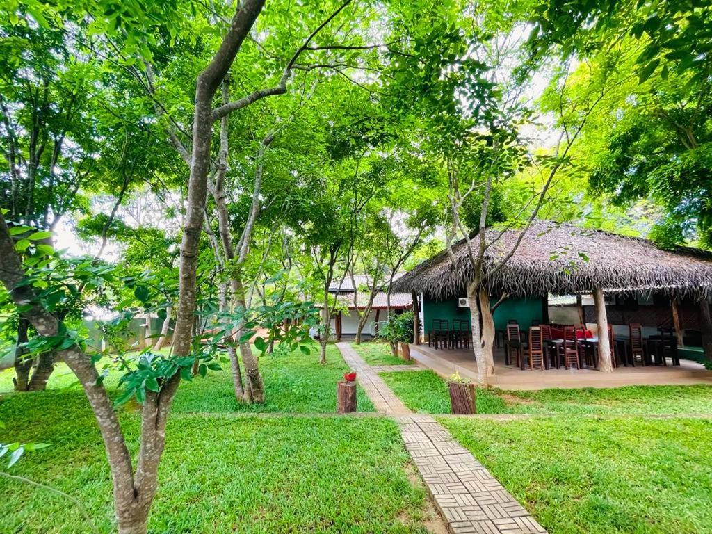 Kingfisher Resort סיגירייה מראה חיצוני תמונה